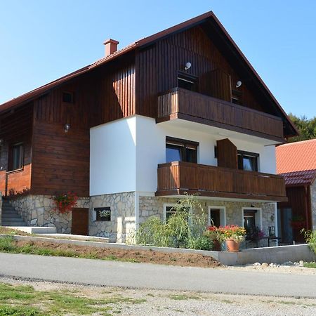 Sixteen Lakes Guest House Jezerce Zewnętrze zdjęcie