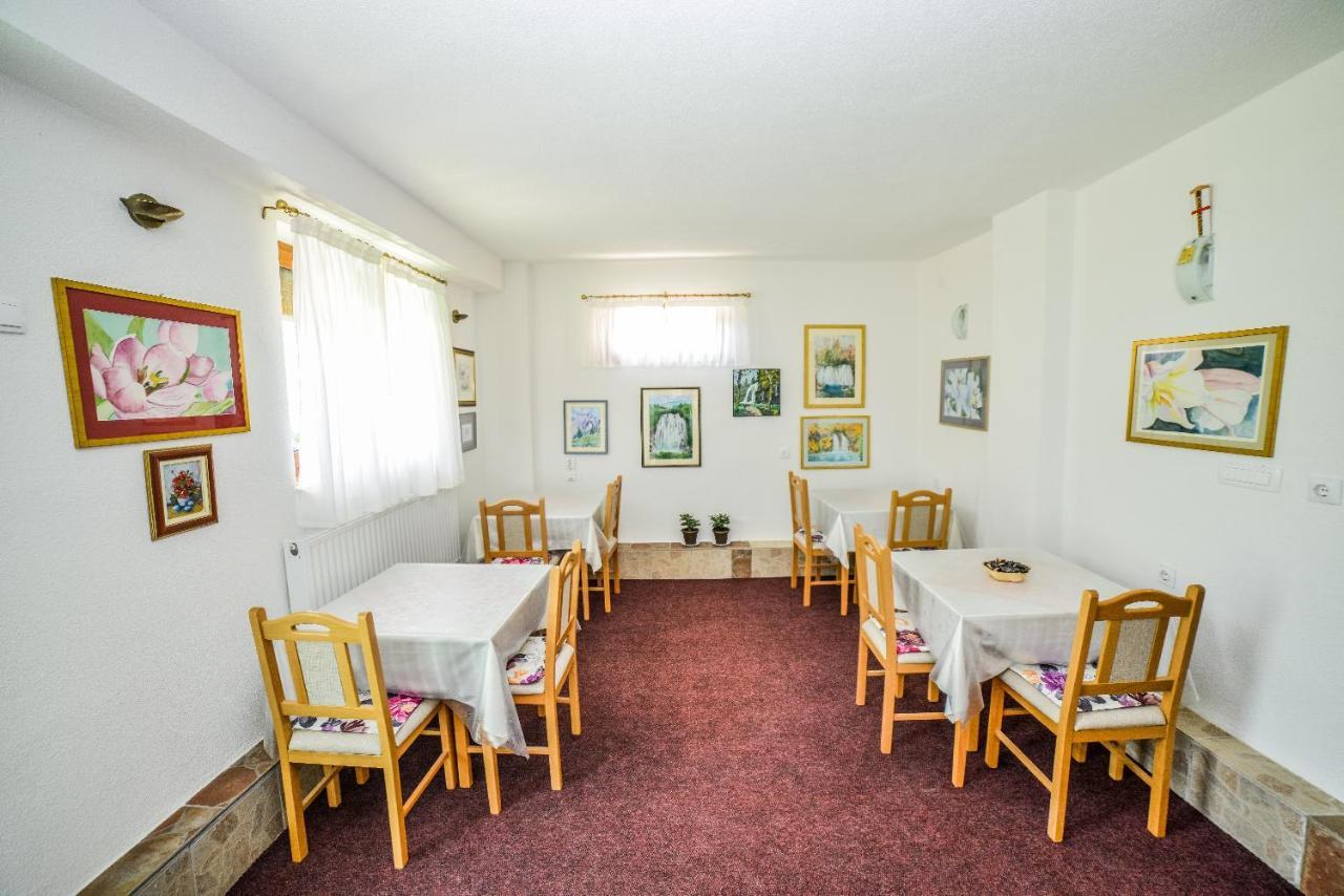 Sixteen Lakes Guest House Jezerce Zewnętrze zdjęcie